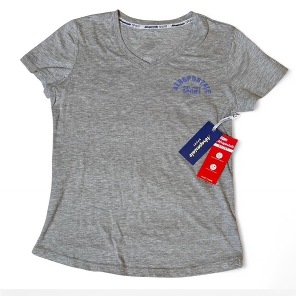 NWT Aeropostale Sport Gray V-Neck T-Shirt Small - Picture 1 of 6